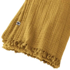 Plaid Gaze De Coton à Franges Jaune Safran 9 Plaid Gaze De Coton à Franges Jaune Safran -Terre de nuit boutique gaia plaid jaune zoom