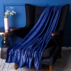 Plaid Polaire Sherpa Bella 125x150 Cm 6 Plaid Polaire Sherpa Bella 125x150 Cm -Terre de nuit boutique plaid polaire sherpa bella 125x150 cm bleu