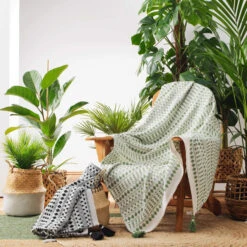 Plaid à Pompons Coton Tissé Maldives 125x150 Cm