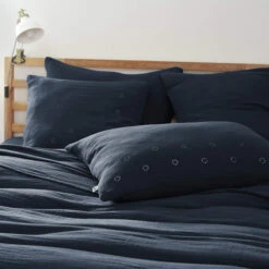 Taie D'oreiller Brodée Double Gaze De Coton Marine 8 Taie D'oreiller Brodée Double Gaze De Coton Marine -Terre de nuit boutique to boho marine ambiance